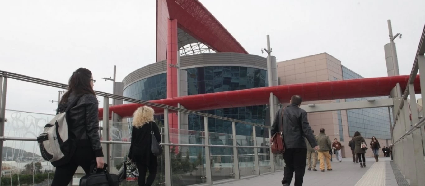 Καυστικό σχόλιο ΣΥΡΙΖΑ για το άνοιγμα των μεγάλων πολυκαταστημάτων